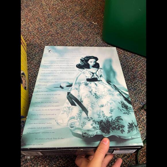 1994 GONE WITH THE WIND‎ HOLLYWOOD LEGENDS BARBIE SCARLETT O’HARA  WHITE DRESS - Picture 7 of 10